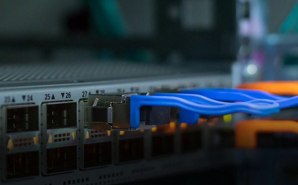 Data center switch 